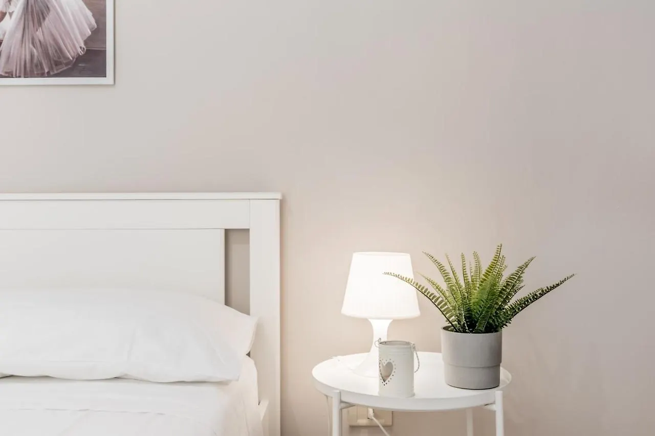 Domus Camilla Apartment Rome